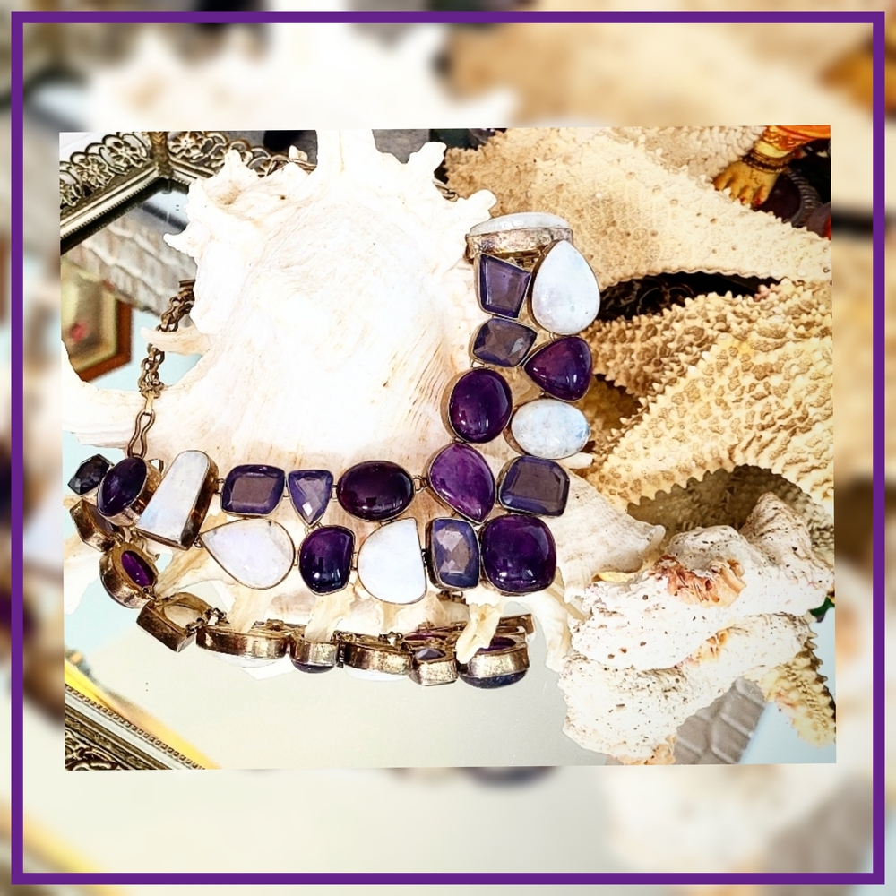 ✨️ Elegant Stone Statement Necklace ✨️